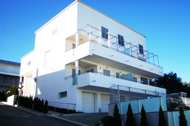 Building with new apartment in Francavilla al Mare