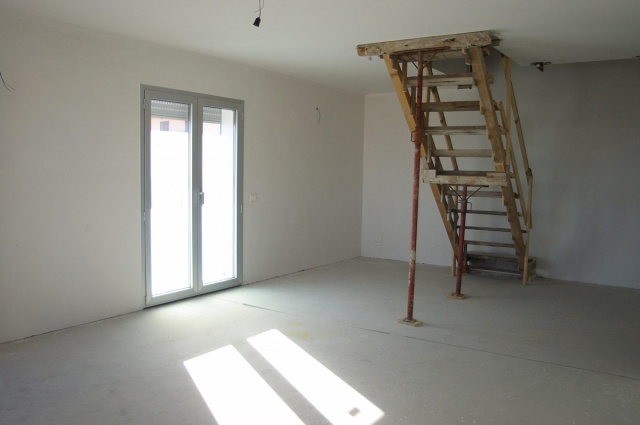 Interior stairs of new duplex apartment in Francavilla al Mare