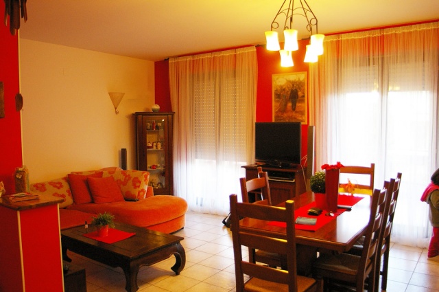 Living room of apartment for sale in Atri