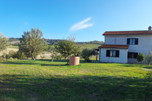 Atri, 2 Bedrooms Bedrooms, ,2 BathroomsBathrooms,Villa,For sale,Contrada Cagno 30,1544